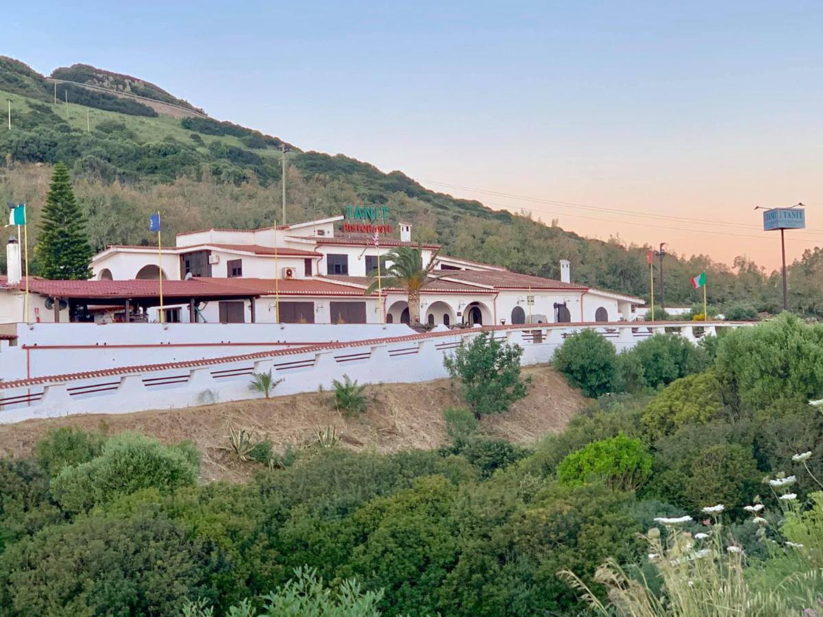 Villaggio Ristorante Tanit Hotel 3*