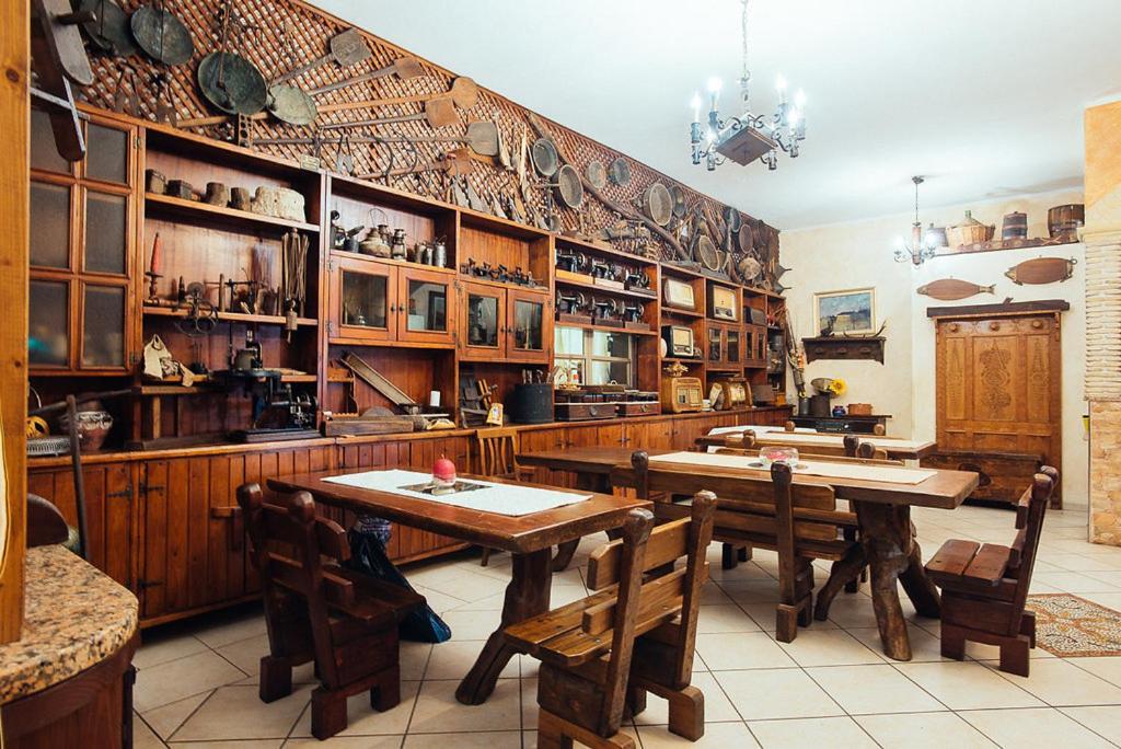Hotel Villaggio Ristorante Pizzeria Museo Tanit