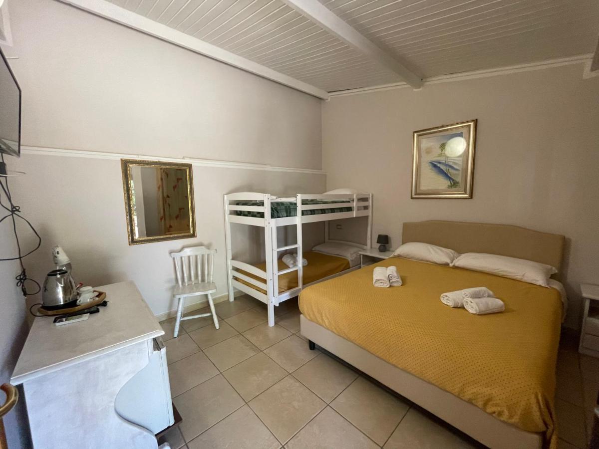 Hotel Villaggio Ristorante Pizzeria Museo Tanit 3*