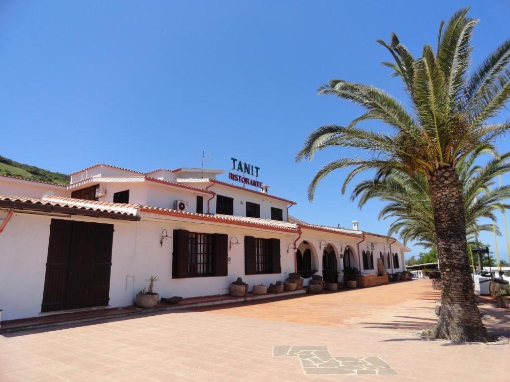 Villaggio Ristorante Pizzeria Museo Tanit 3*